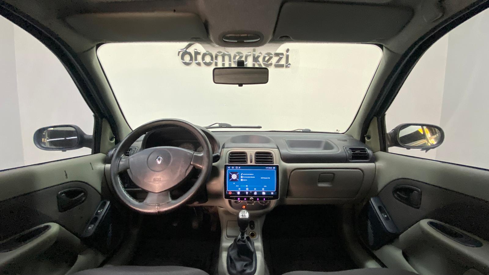RENAULT CLIO 15